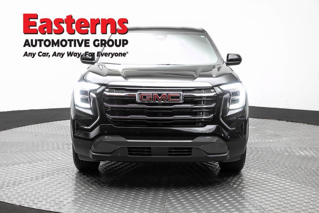 Used 2026 GMC Terrain Elevation FWD image 2