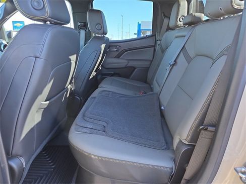 Used 2023 Chevrolet Colorado ZR2 w/ ZR2 Convenience Package III image 11