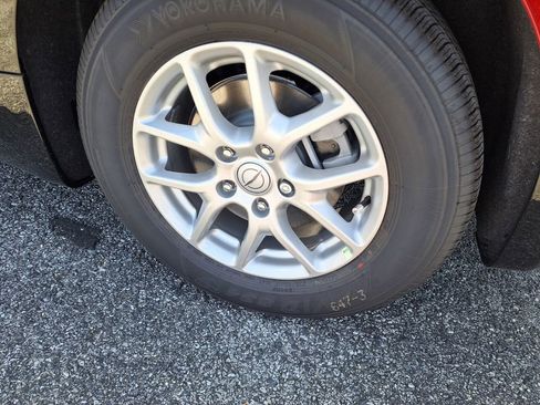 New 2025 Chrysler Voyager LX image 27