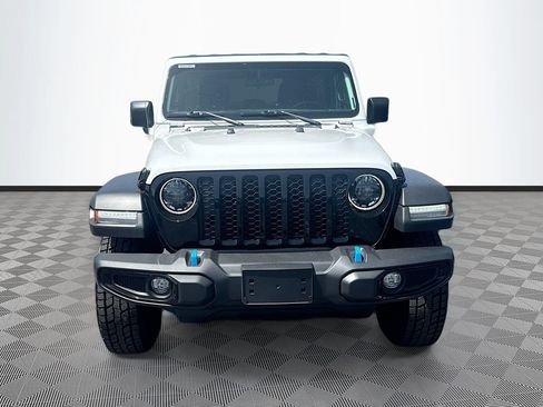 Used 2023 Jeep Wrangler Unlimited w/ Cold Weather Group AWD/4WD image 2