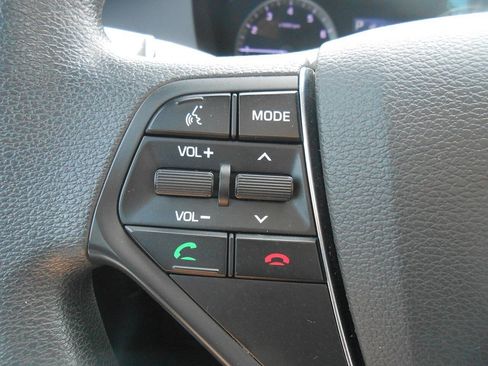 Used 2017 Hyundai Sonata SE FWD image 14