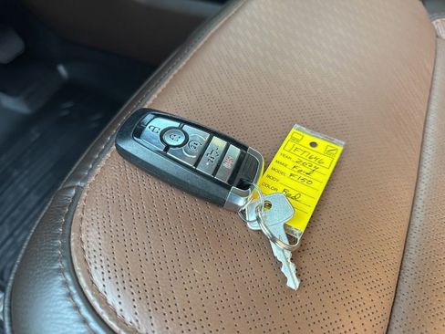 Used 2024 Ford F150 King Ranch w/ FX4 Off-Road Package image 40