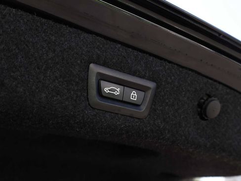 Used 2019 BMW 530e w/ Convenience Package RWD image 54