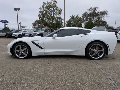 Used 2014 Chevrolet Corvette Stingray Coupe image 7