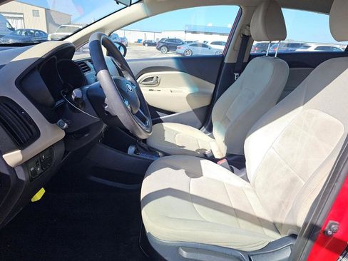 Used 2013 Kia Rio LX w/ PWR Pkg image 9