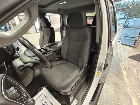 Used 2022 Chevrolet Silverado 2500 LT w/ Convenience Package AWD/4WD image 7
