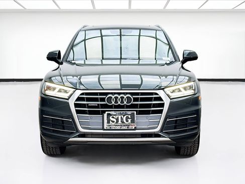 Used 2018 Audi Q5 2.0T Premium Plus w/ Premium Plus Package AWD/4WD image 2