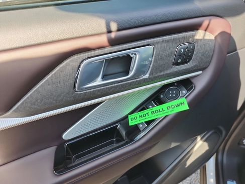 New 2026 Ford Explorer Platinum image 15