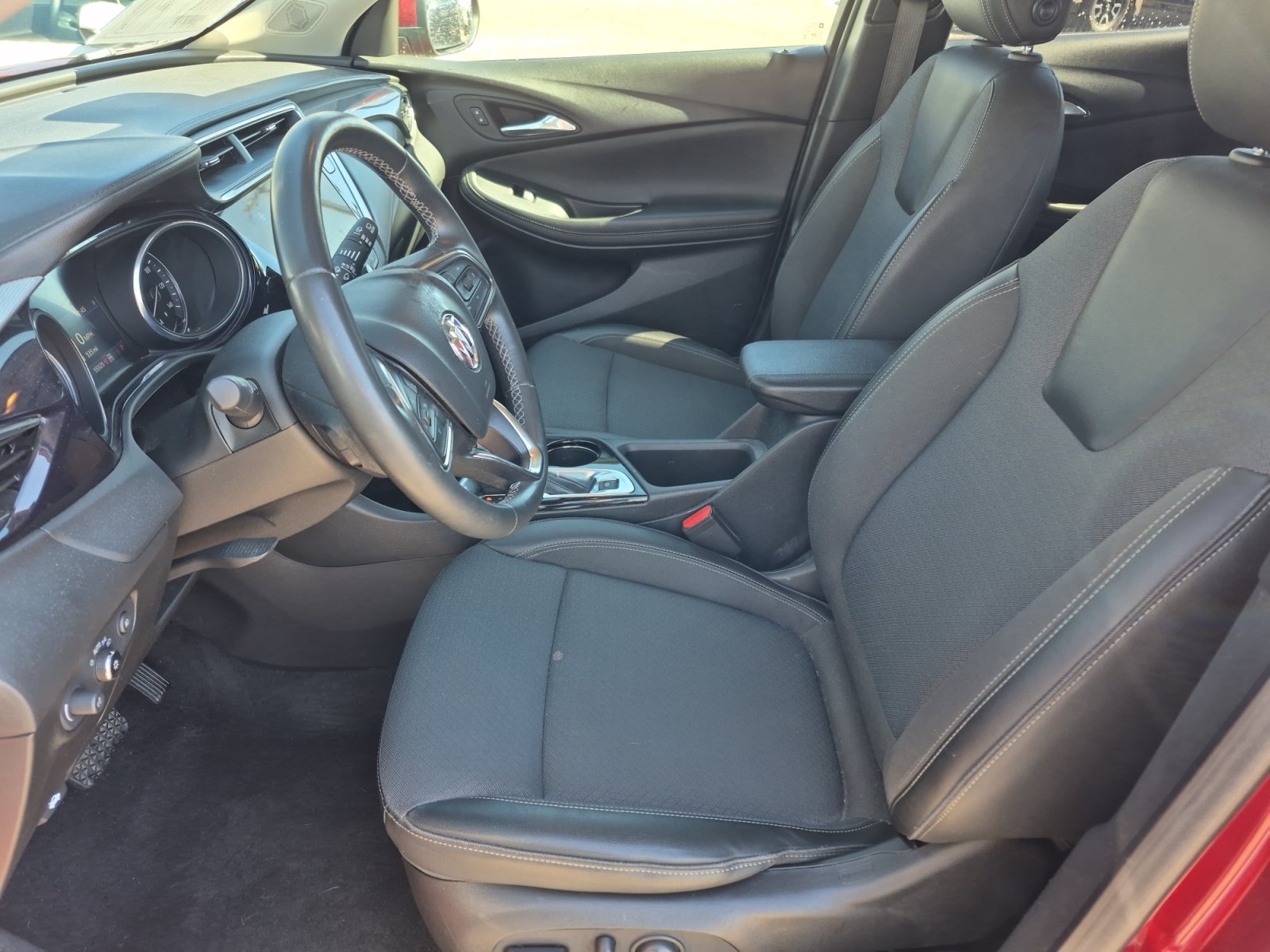 Used 2022 Buick Encore GX Preferred w/ Cold Weather Comfort Package AWD/4WD image 17