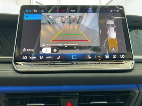 New 2026 Volkswagen Tiguan SE image 25