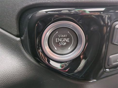 Certified 2024 Chevrolet Silverado 1500 High Country w/ High Country Premium Package image 17