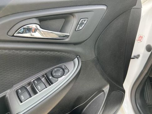 Used 2024 Chevrolet Malibu LT image 24