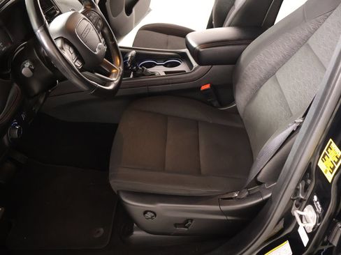 Used 2023 Dodge Durango GT RWD image 12
