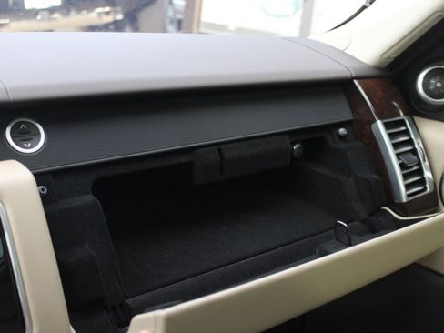 Used 2022 Land Rover Range Rover P525 Westminster Edition image 30