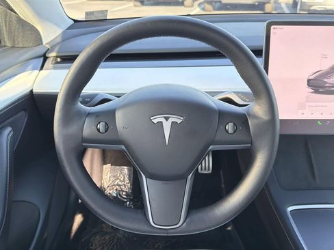 Used 2022 Tesla Model 3 Performance image 11