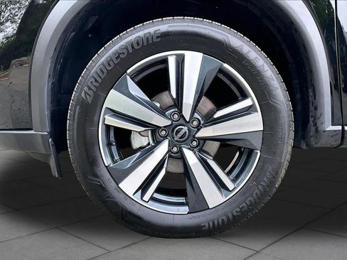 Used 2026 Nissan Rogue SL AWD/4WD image 11