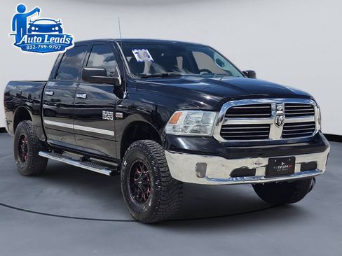 Used 2014 RAM 1500 Lone Star RWD image 2