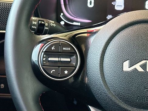 Used 2023 Kia Soul GT-Line w/ GT-Line Technology Package FWD image 11
