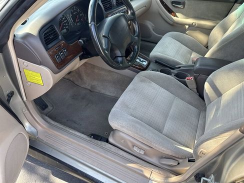 Used 2004 Subaru Outback H6 35th Anniversary Edition image 17