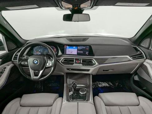Used 2021 BMW X5 sDrive40i w/ Premium Package RWD image 26