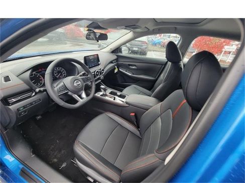 New 2025 Nissan Sentra SR w/ SR Premium Package image 19
