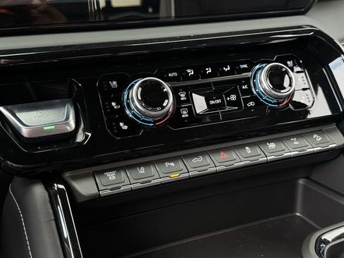 New 2026 GMC Sierra 2500 AT4X image 16