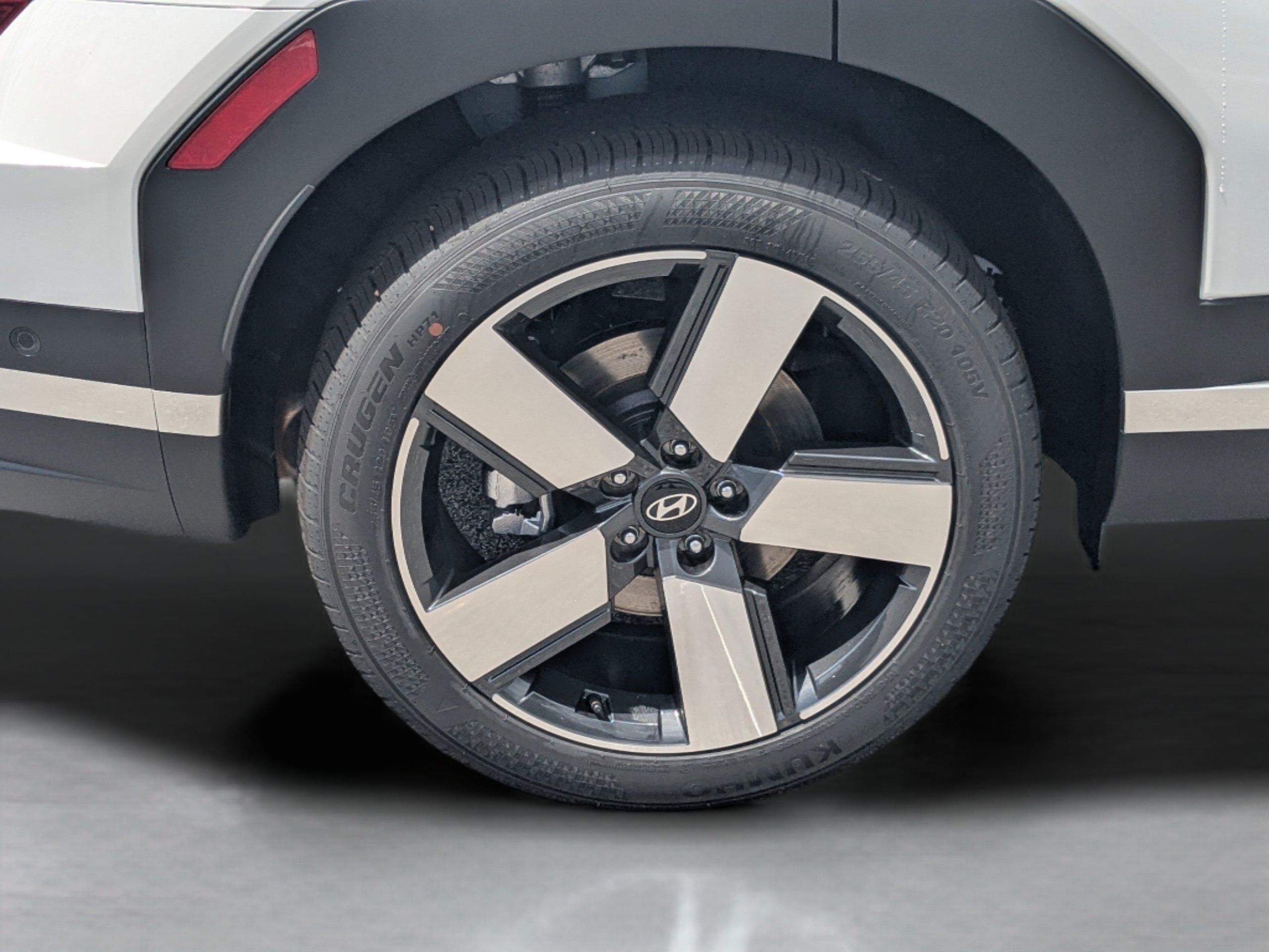 New 2027 Hyundai Santa Fe Limited FWD image 36