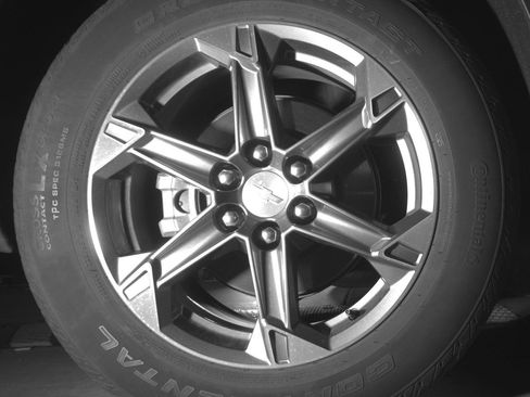 Used 2025 Chevrolet Blazer LT image 15