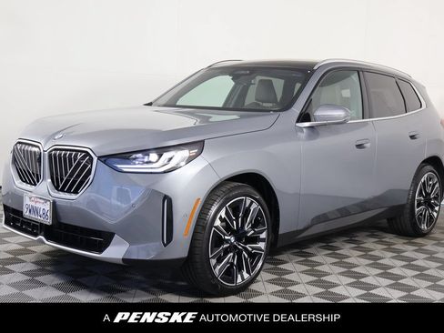 Used 2025 BMW X3 xDrive30i w/ Premium Package AWD/4WD image 1