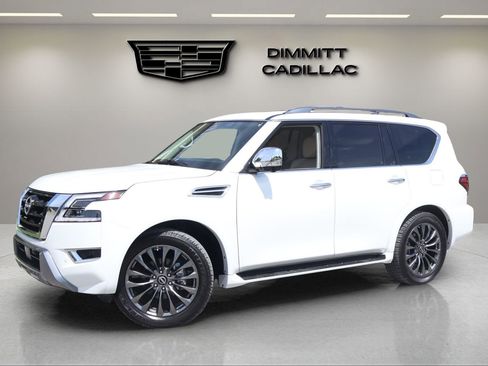 Used 2024 Nissan Armada Platinum w/ Captain's Chairs Package RWD image 1
