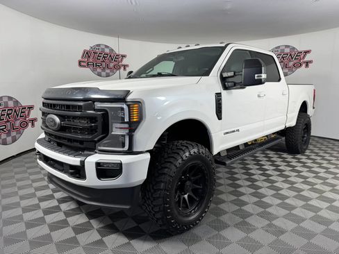 Used 2022 Ford F350 Lariat w/ Black Appearance Package AWD/4WD image 3