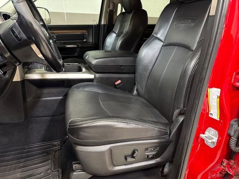 Used 2018 RAM 2500 Laramie w/ Convenience Group image 17