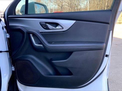 Used 2020 Chevrolet Blazer LT AWD/4WD image 26