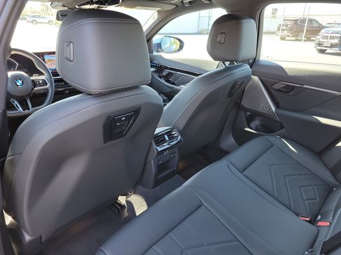 Used 2026 BMW 530i w/ M Sport Package image 11