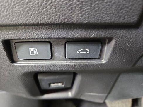 Used 2025 Lexus ES 350 Ultra Luxury image 31