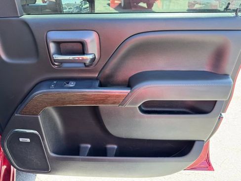 Used 2019 GMC Sierra 2500 Denali w/ Duramax Plus Package AWD/4WD image 16