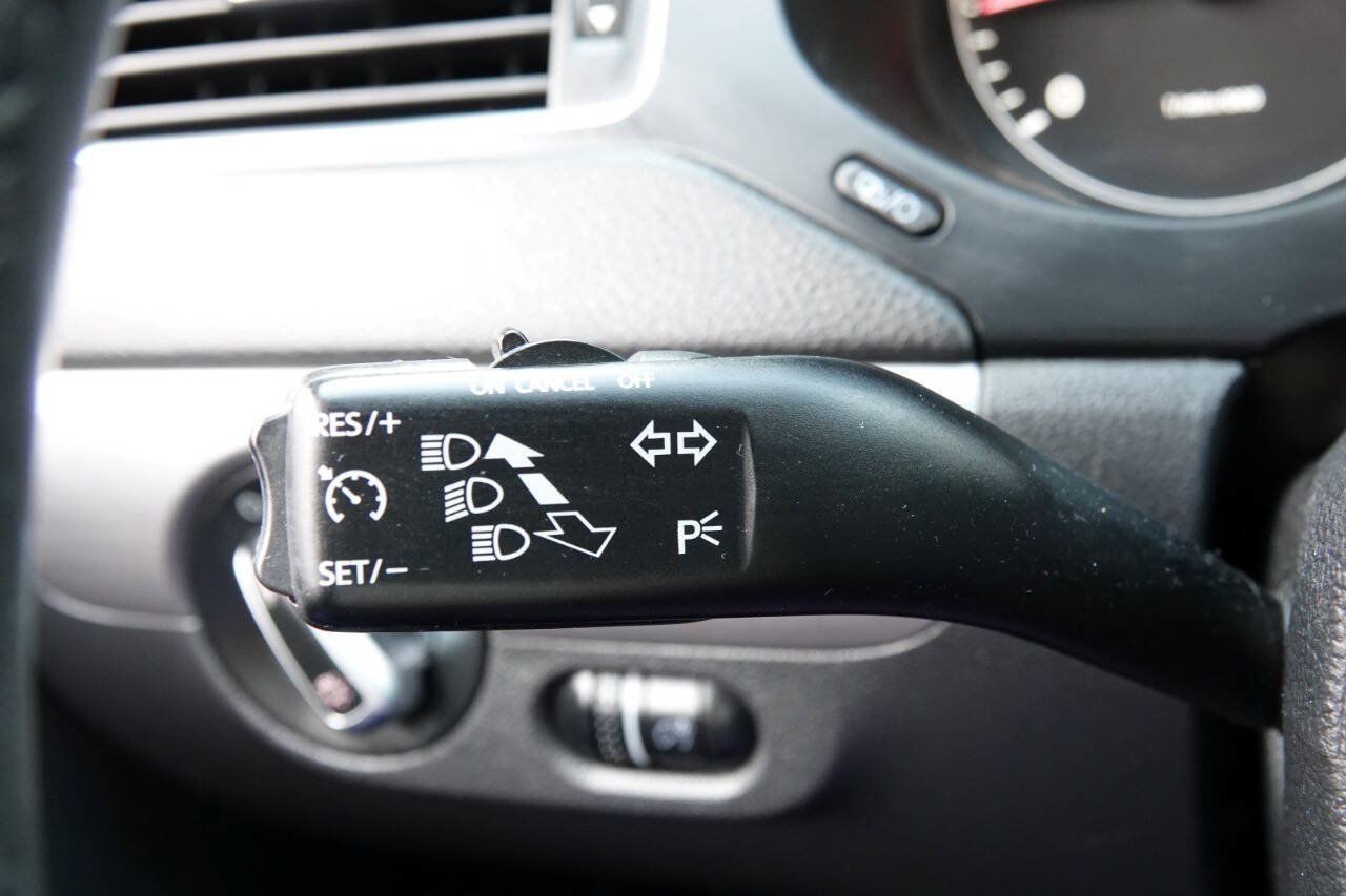 Used 2014 Volkswagen Jetta TDI FWD image 86