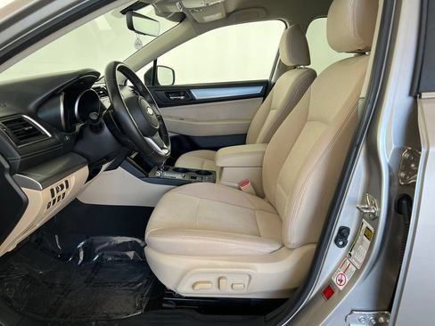 Used 2019 Subaru Outback 2.5i Premium AWD/4WD image 12