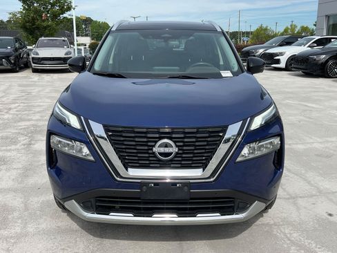 Used 2023 Nissan Rogue Platinum AWD/4WD image 2