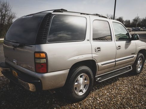 Used 2004 GMC Yukon SLT w/ 1SD Preferred Equipment Group image 12
