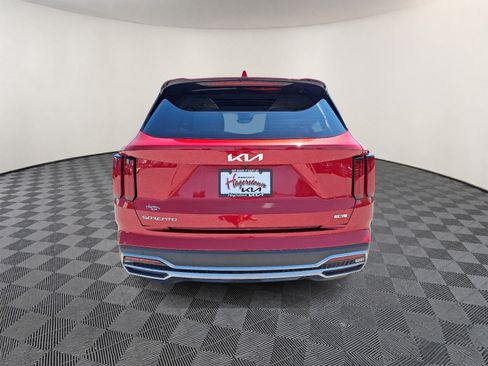 Certified 2023 Kia Sorento SX Prestige w/ Panoramic Sunroof Package AWD/4WD image 5