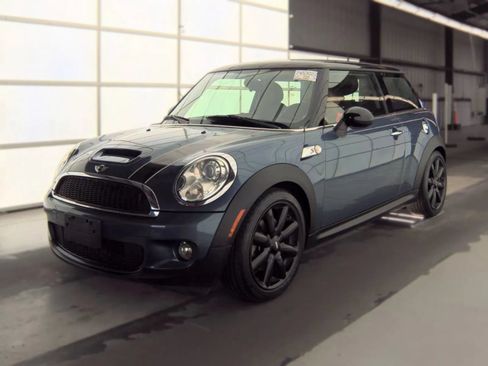 Used 2010 MINI Cooper S FWD image 1