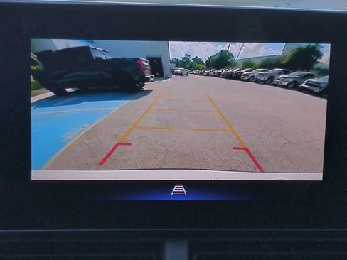Used 2024 Chevrolet Trax ACTIV w/ Driver Confidence Package FWD image 23