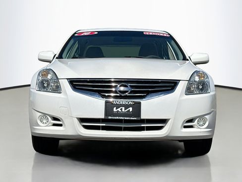 Used 2010 Nissan Altima 2.5 S FWD image 14