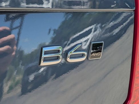 Used 2023 Volvo XC90 B6 Plus AWD/4WD image 12