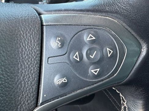 Used 2019 Chevrolet Suburban LS image 8