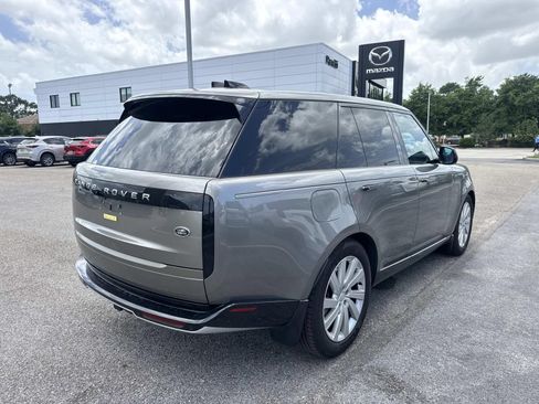 Used 2023 Land Rover Range Rover SE AWD/4WD image 6