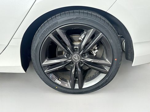 Used 2023 Acura Integra A-Spec image 11