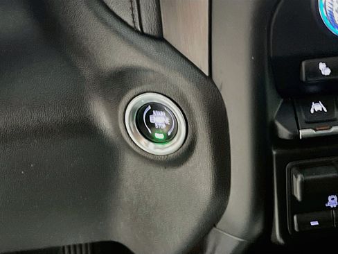 Used 2019 GMC Sierra 1500 AT4 w/ AT4 Premium Package AWD/4WD image 22