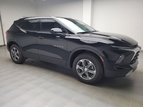 Used 2024 Chevrolet Blazer LT w/ Convenience Package FWD image 11